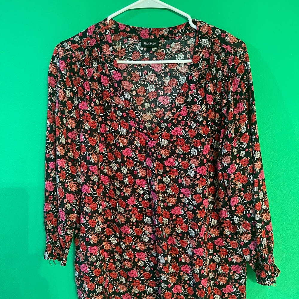 Women’s Blouse